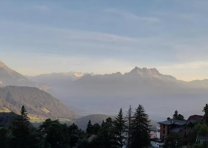 Chenille 2 Pieces Plein Pied Avec Jardin Et Vue Magnifique *